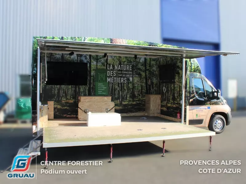 Forest Truck - Véhicule évènementiel / Car podium - Gruau Le Mans